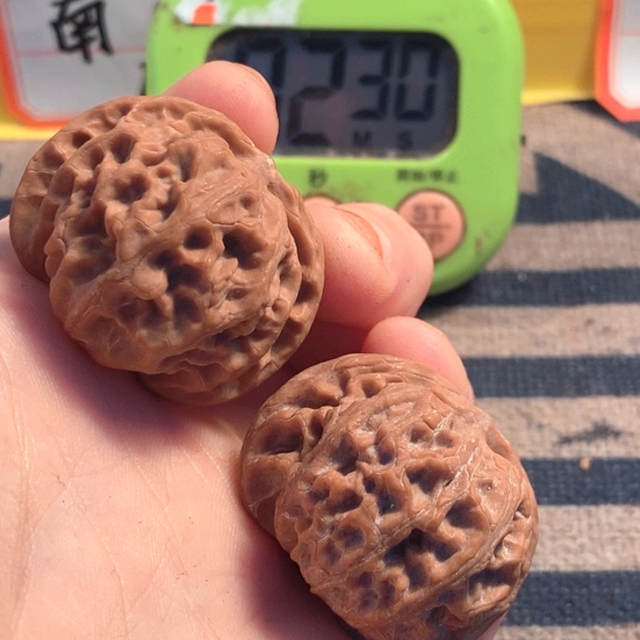 吊坠文玩核桃苹果园