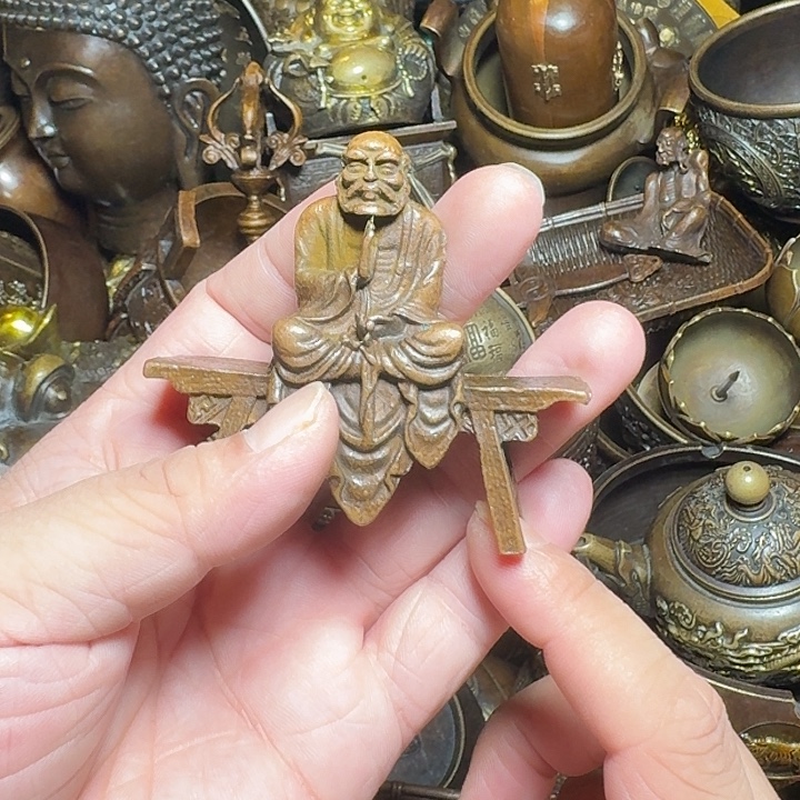 铜器摆件收收藏藏