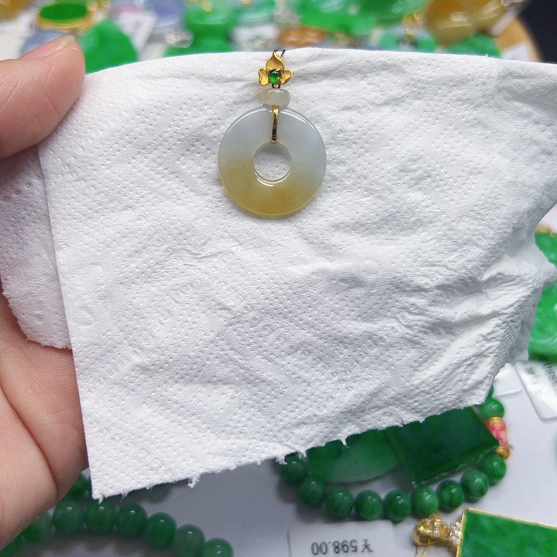 翡翠颈饰18K金镶嵌天然缅料A货一件