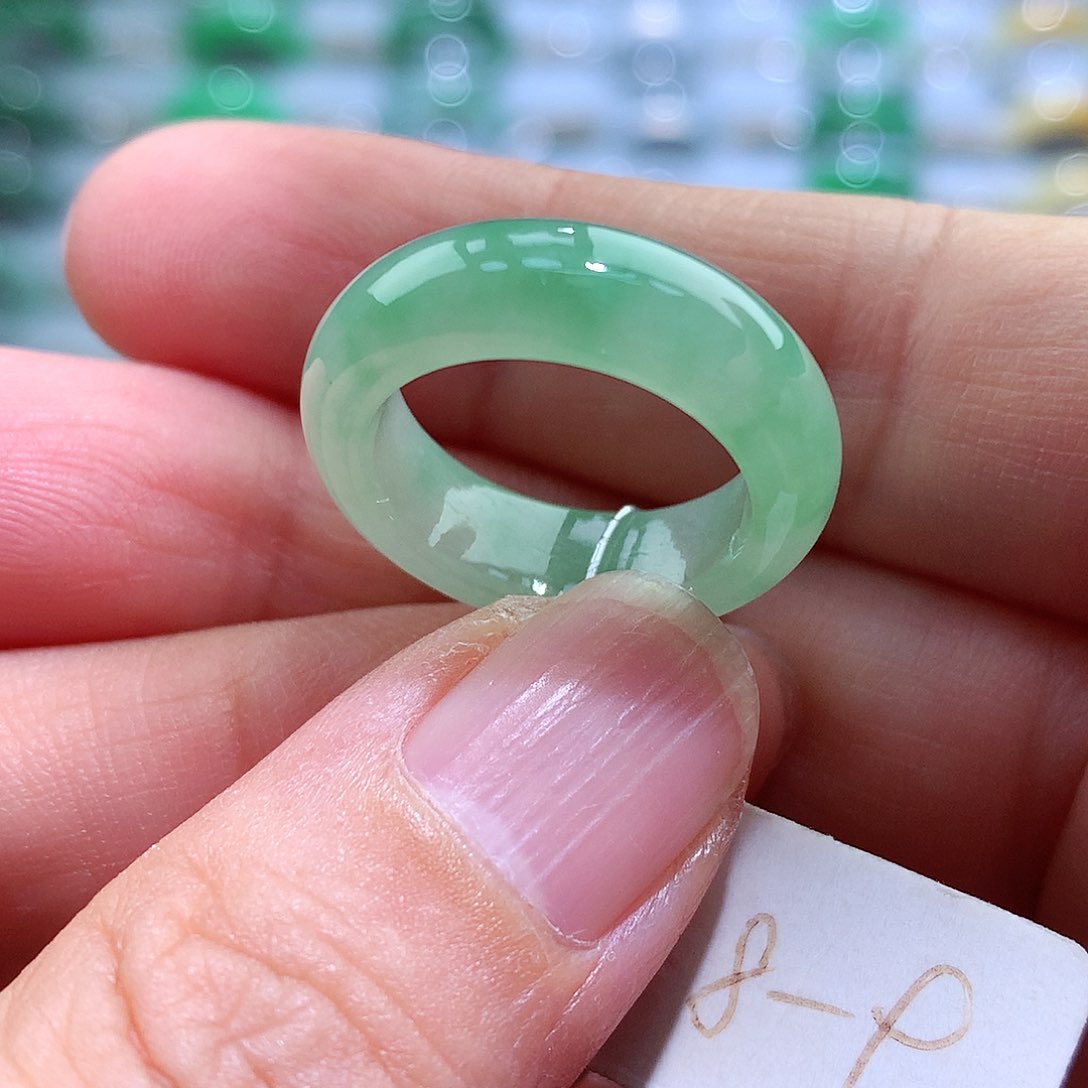 翡翠戒指未镶嵌8-9号