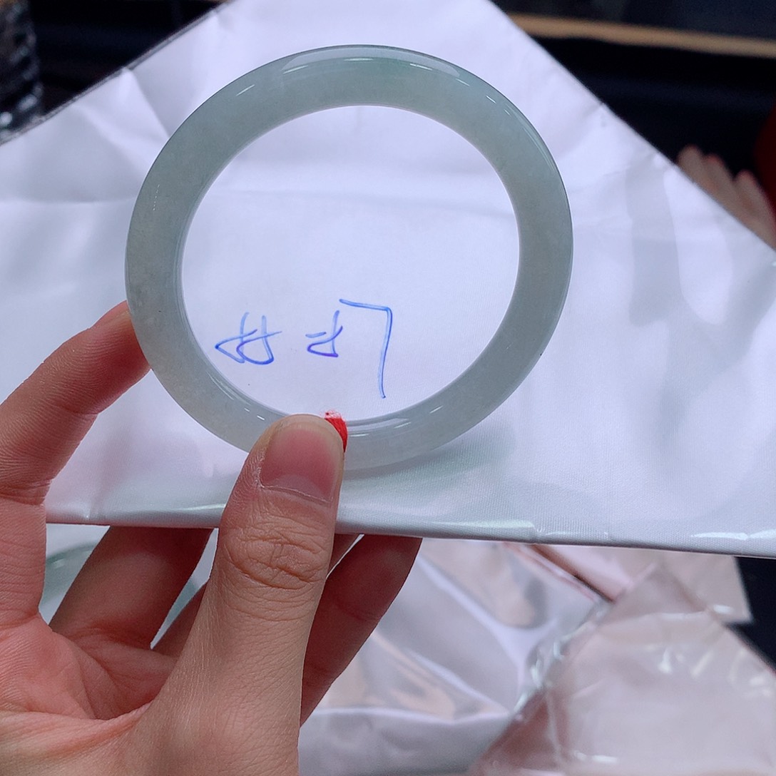 未镶嵌手镯翡翠翡翠