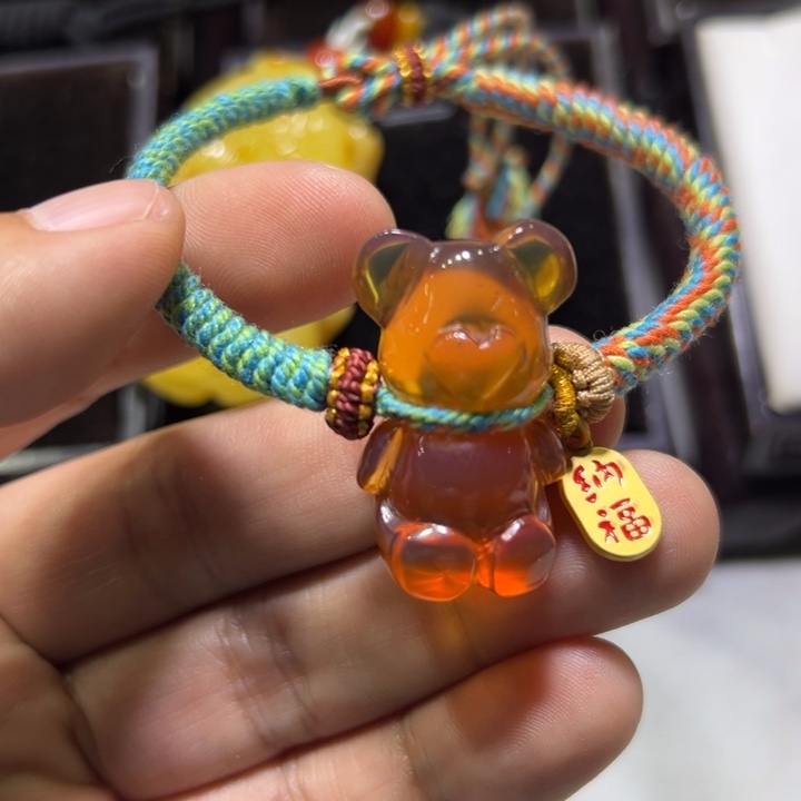 琥珀颈饰未镶嵌琥珀吊坠