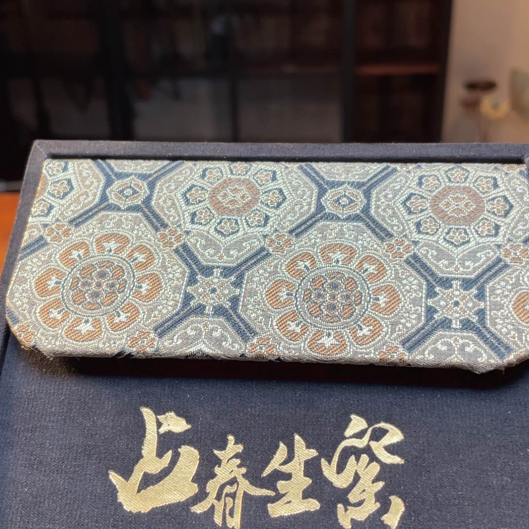 瓷片我们的目标就是成为更优秀更