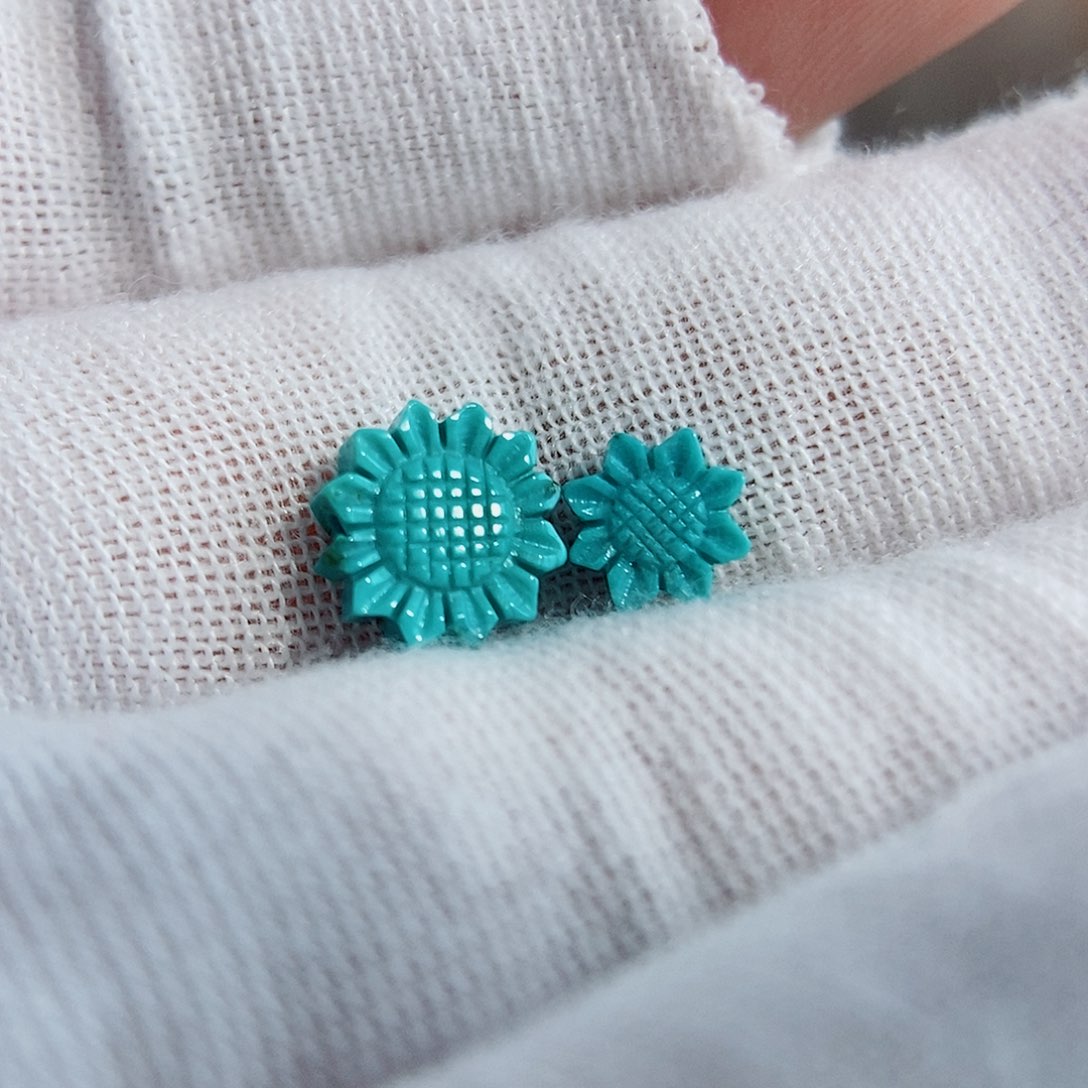 未镶嵌绿松石珠宝奇石