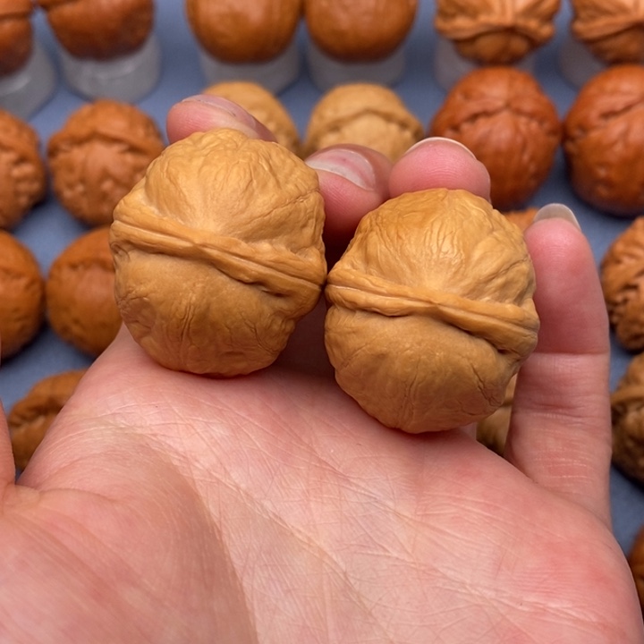 文玩核桃把件钢蛋儿