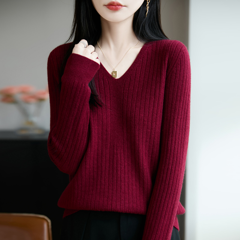 一线成衣一秋冬宽松V领女士针织打底衫纯色毛针织衫时尚百搭