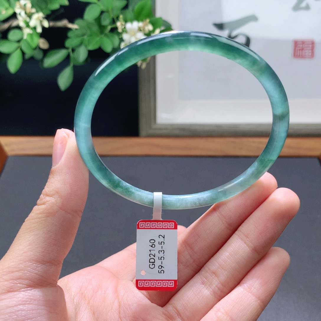 翡翠未镶嵌手镯天然翡翠手镯