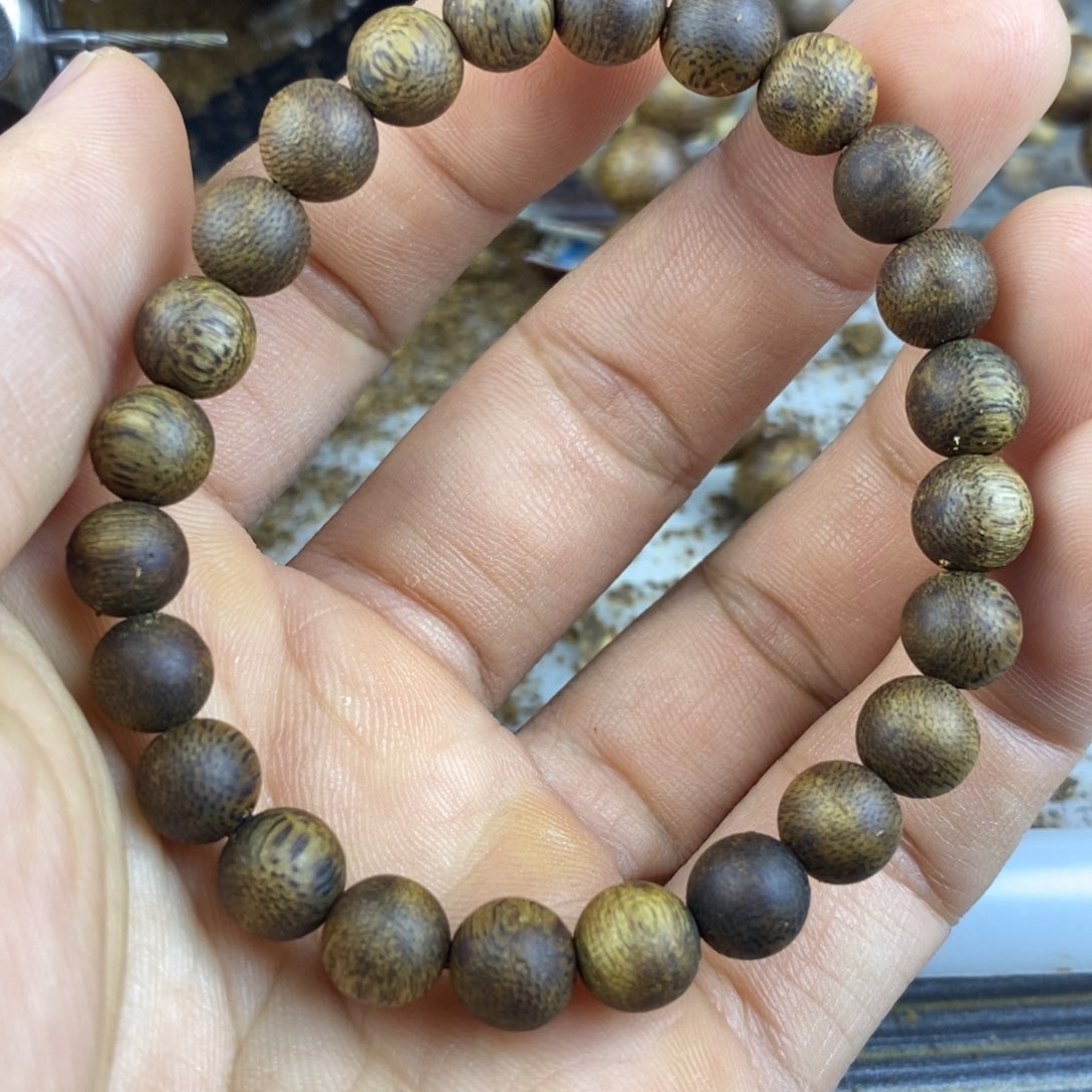 沉香沉香碎屑➕特价精品女款：奇楠张勺子08单圈4克➕