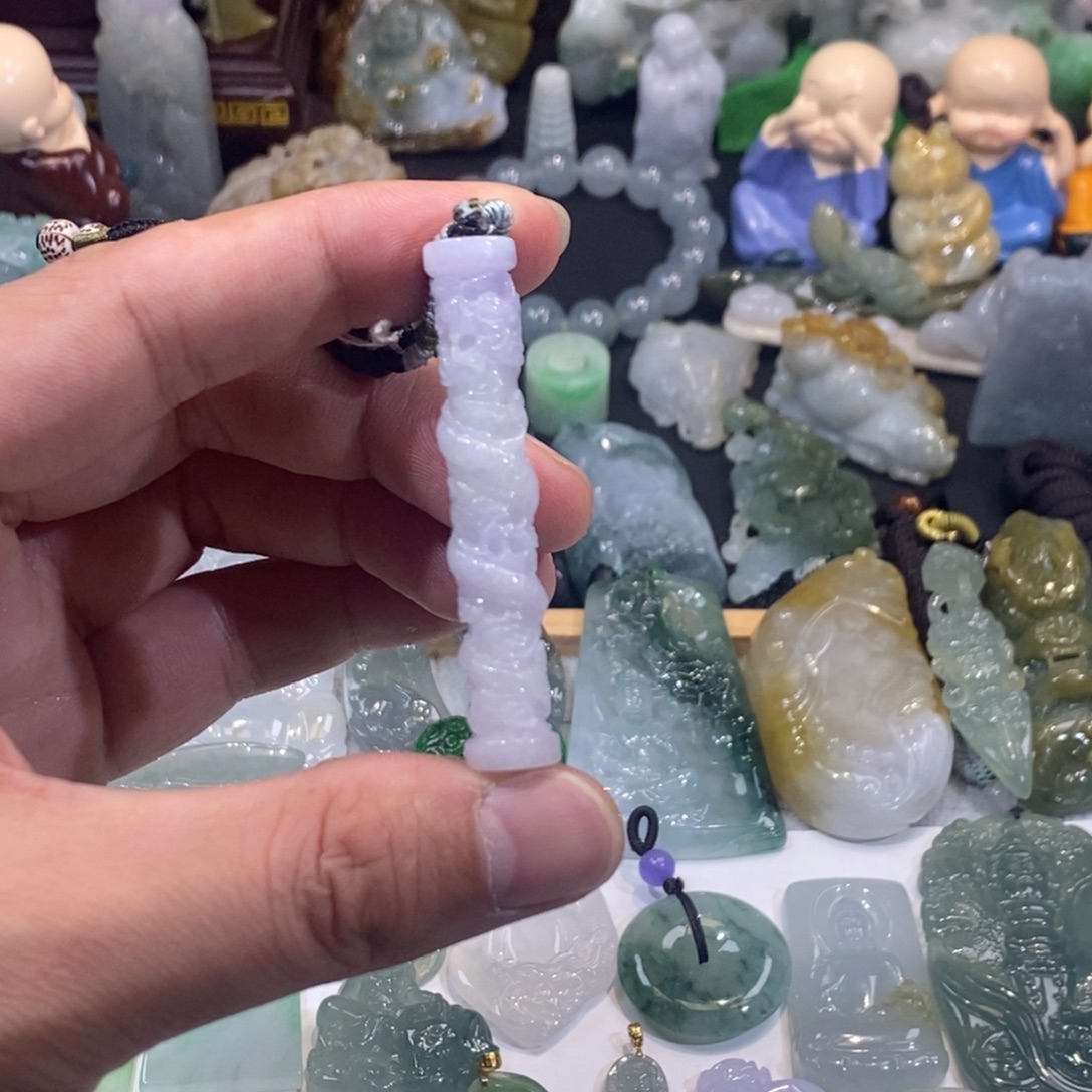 翡翠未镶嵌吊坠(不含链)蟠龙柱