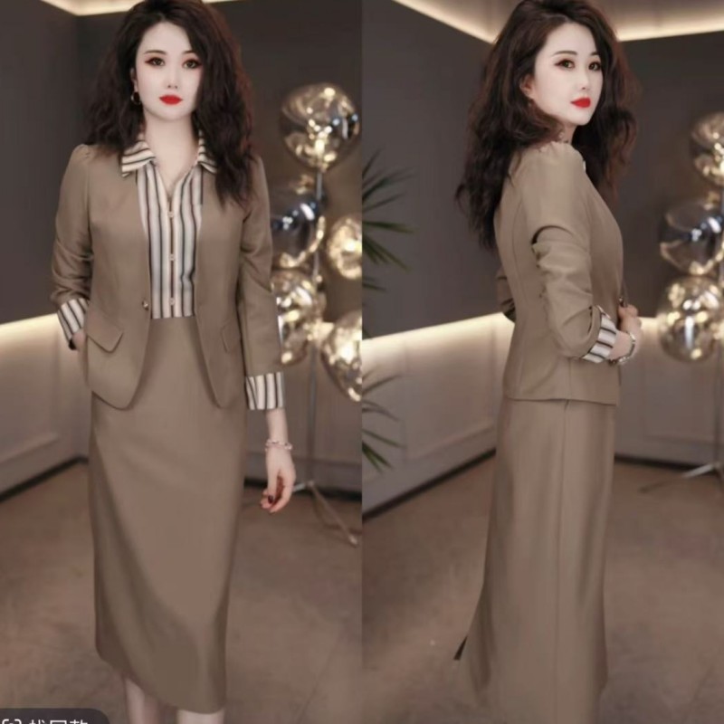 （CS）2025夏季新款妈妈气质改良旗袍连衣裙【裙角飞扬】