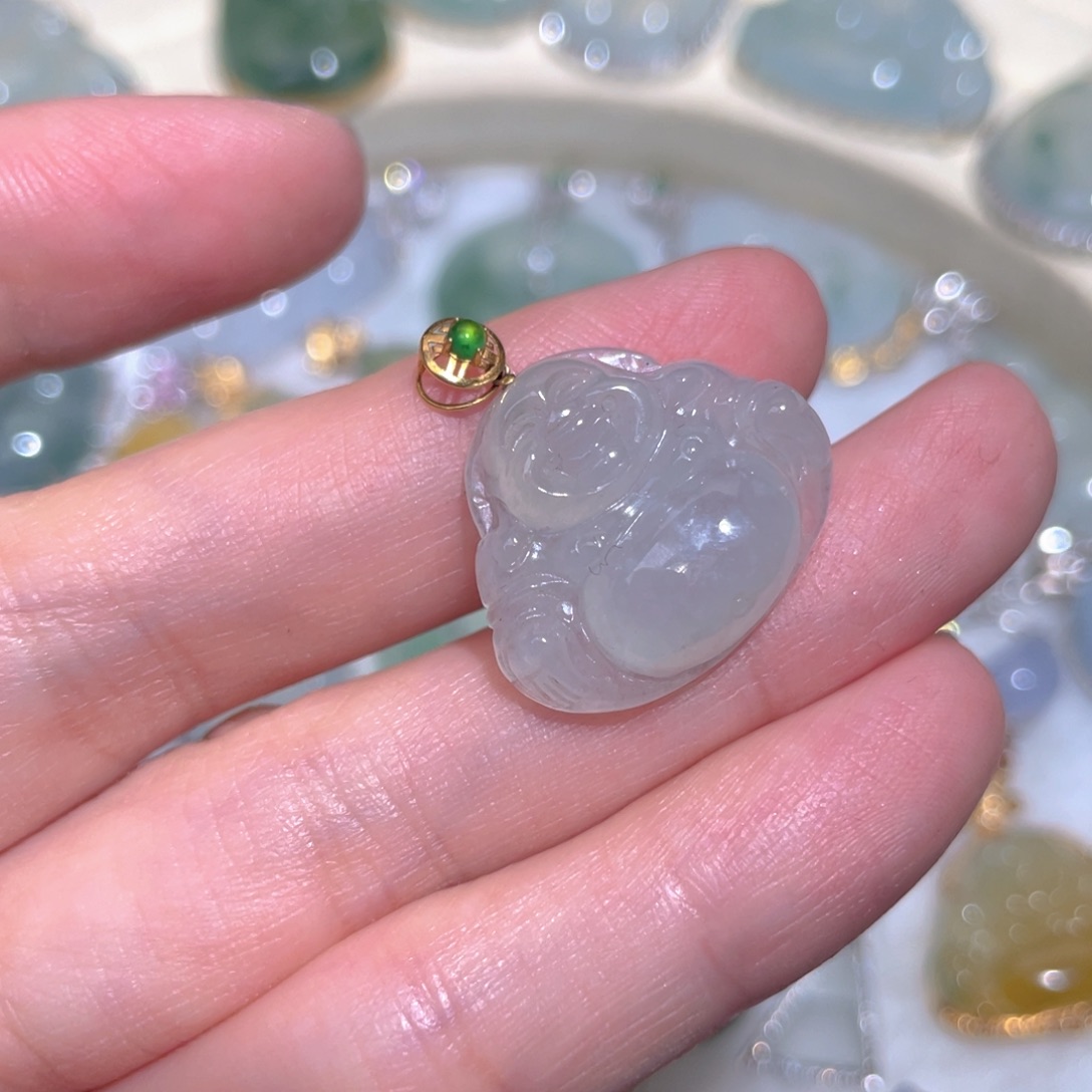 翡翠颈饰18K金镶嵌翡翠