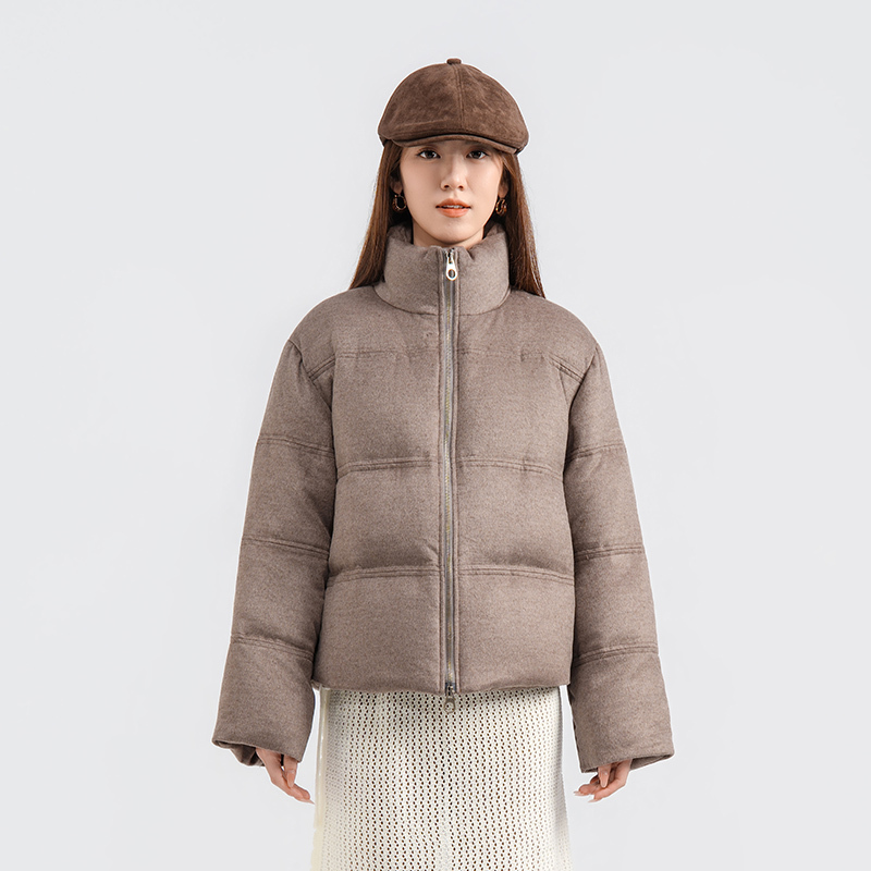 90白鹅绒2025冬季新款立领面包羽绒服加厚保暖短款百搭高端外套女