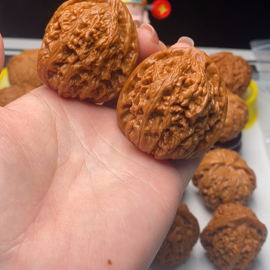 核桃M****g文玩核桃凤凰台42