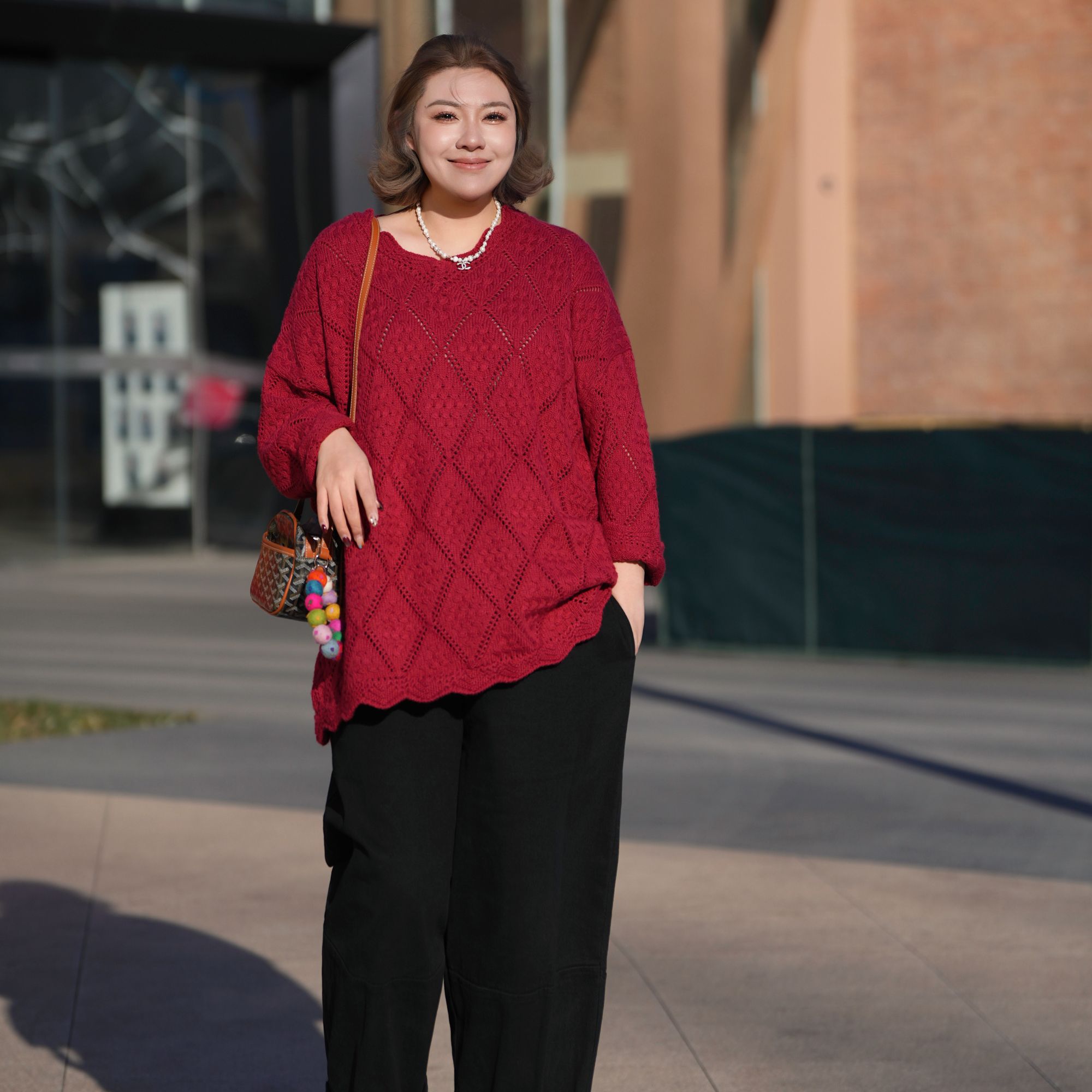 【程雅大码】日系宽松套头百搭针织时尚秋冬款圆领休闲长袖勾花毛衣