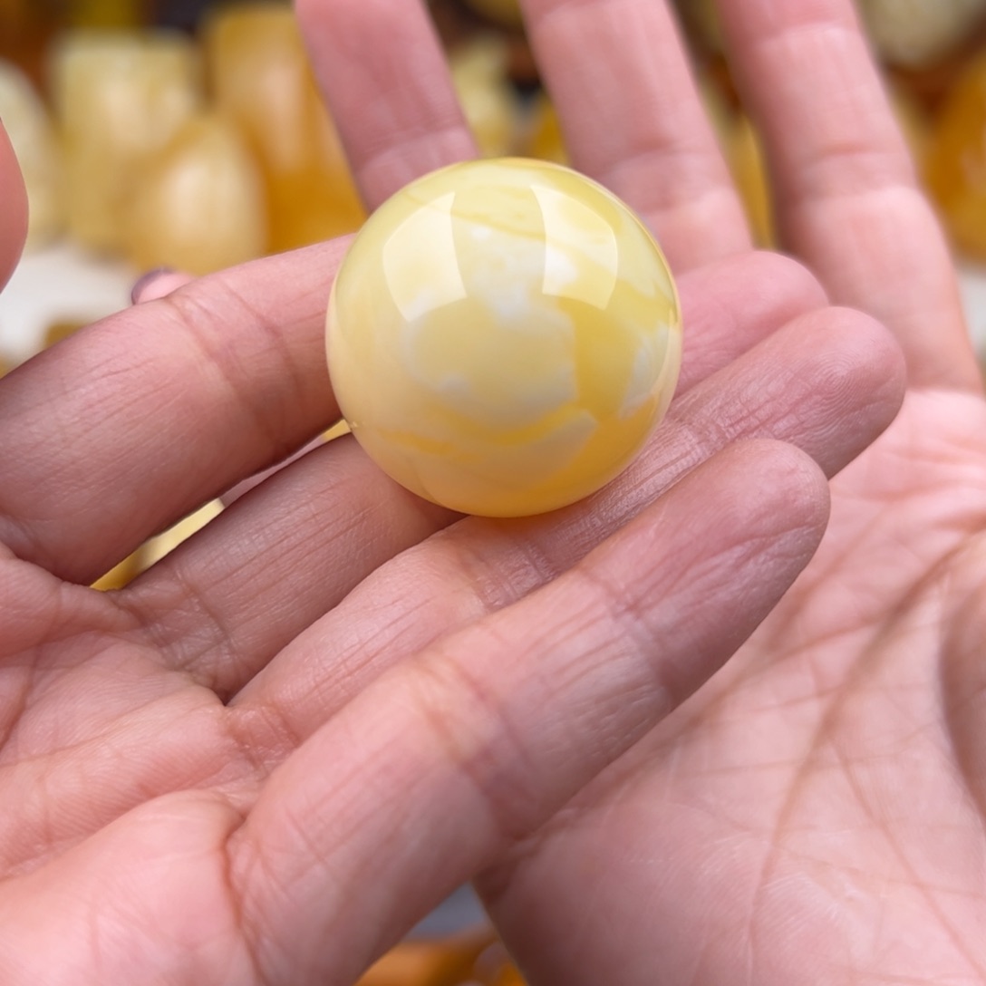 琥珀颈饰未镶嵌爱**哈纯天然琥珀蜜蜡无优化