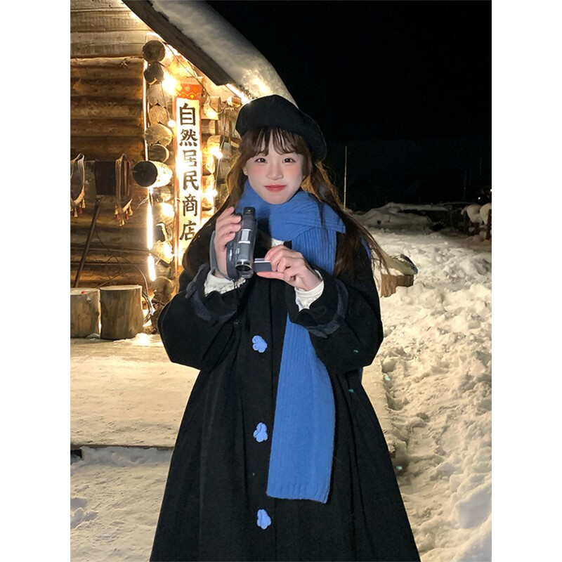 sinsingirl黑色花朵扣子夹棉娃娃领毛呢外套 独特超好看大衣