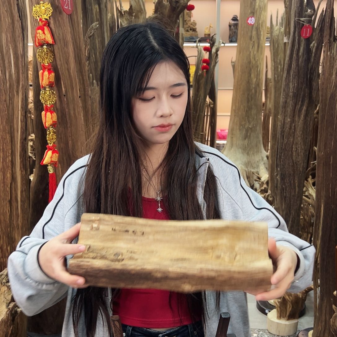 沉香摆件沉香原料摆件