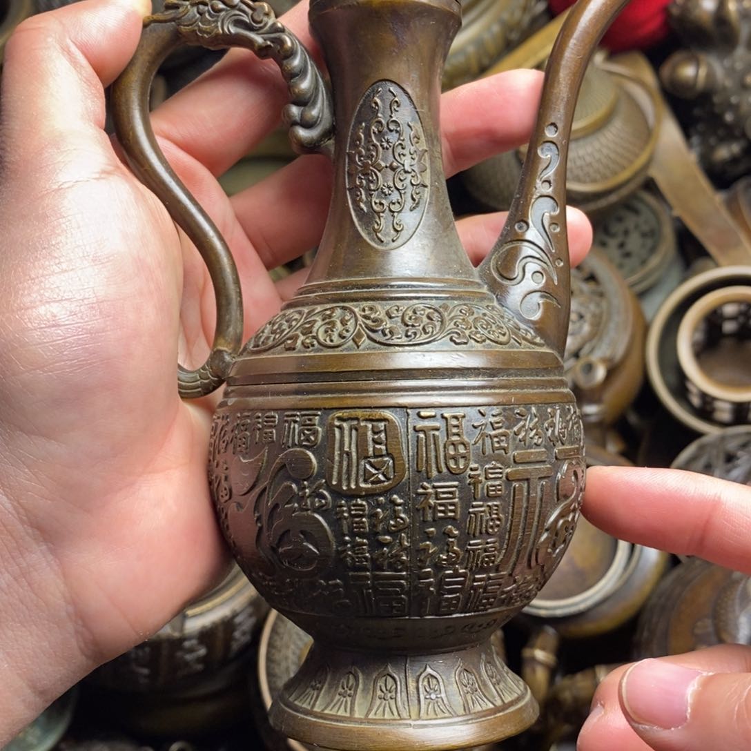 精美铜器做工精良