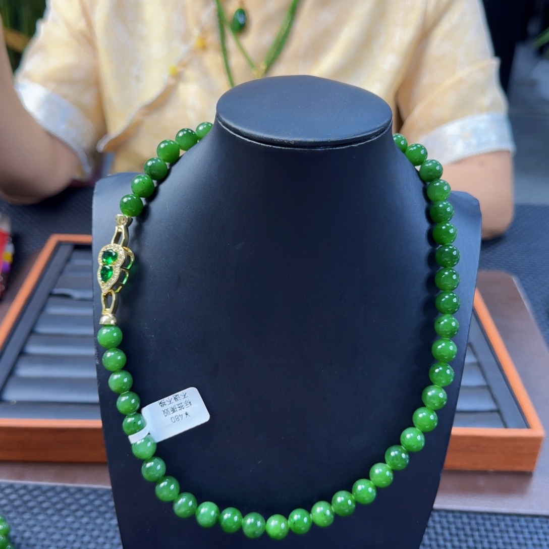 和田玉（碧玉）未镶嵌颈饰卡10