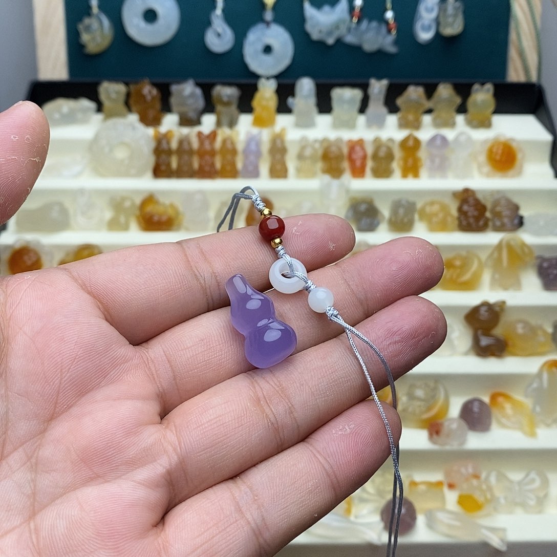 玛瑙/玉髓颈饰未镶嵌