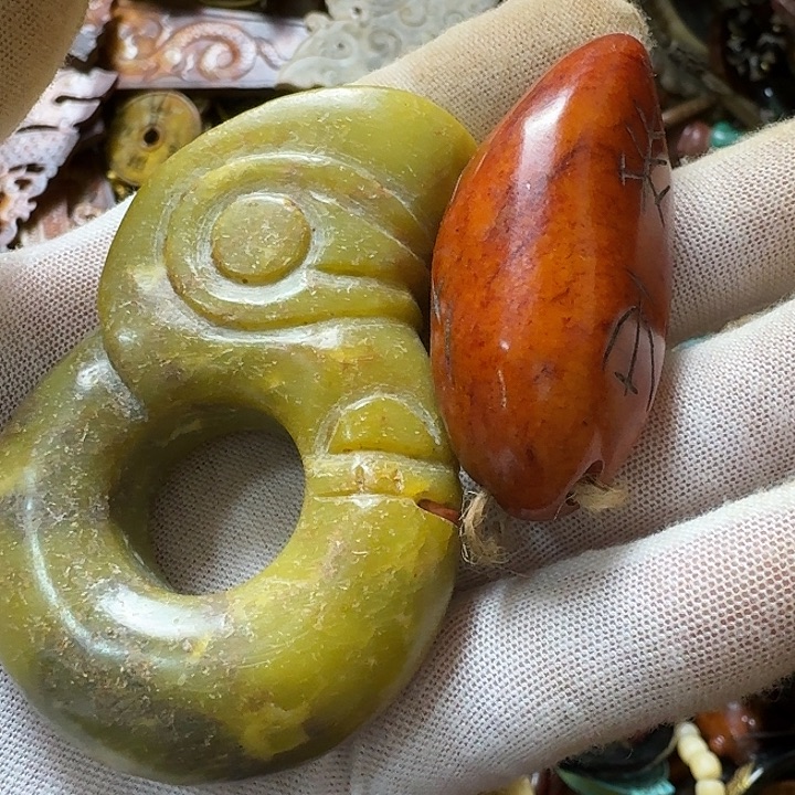 和田玉未镶嵌挂件