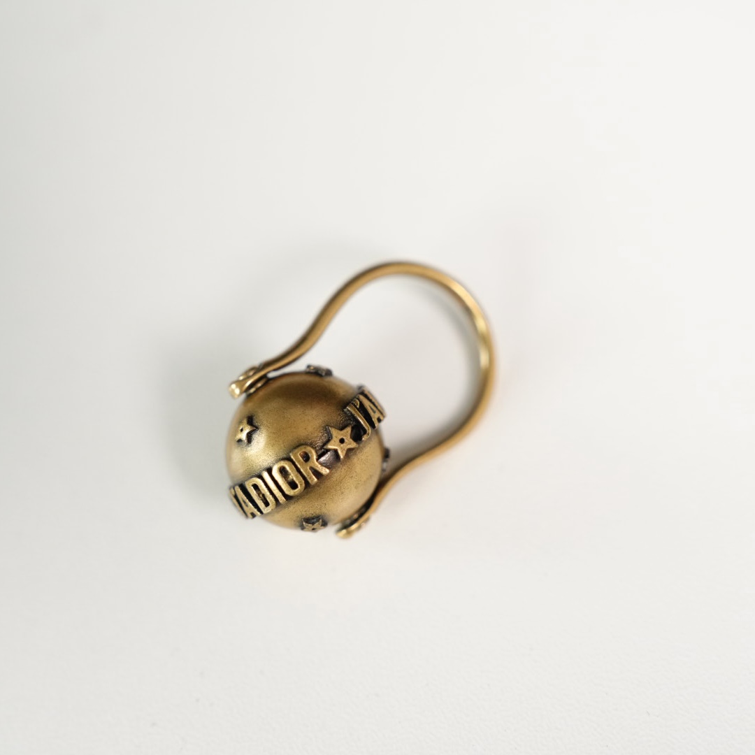 Dior 字母金球戒指