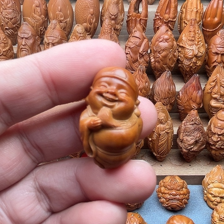 吊坠橄榄核20财神爷