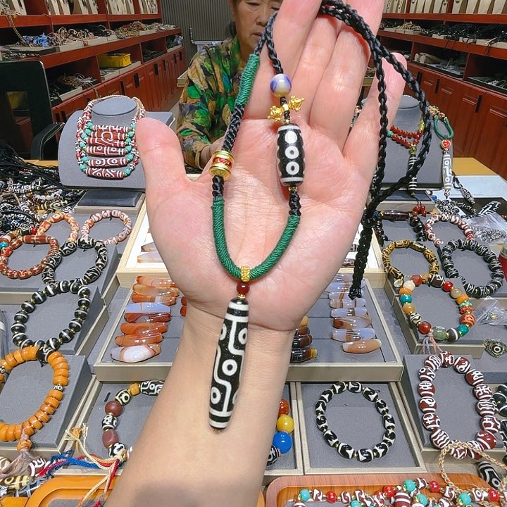 未镶嵌玛瑙/玉髓珠宝奇石