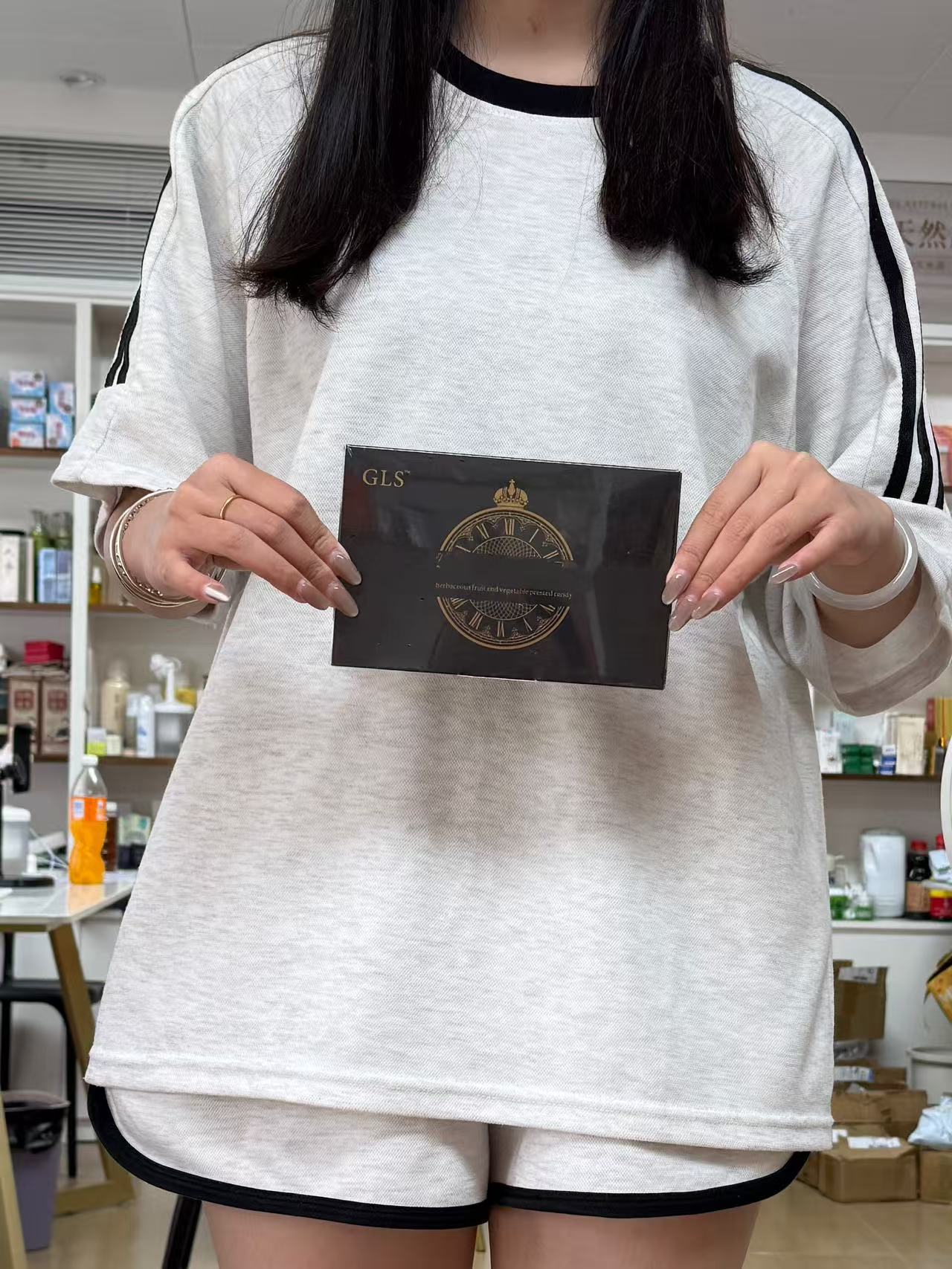 J  时尚百搭修身糖果T恤 (黑）