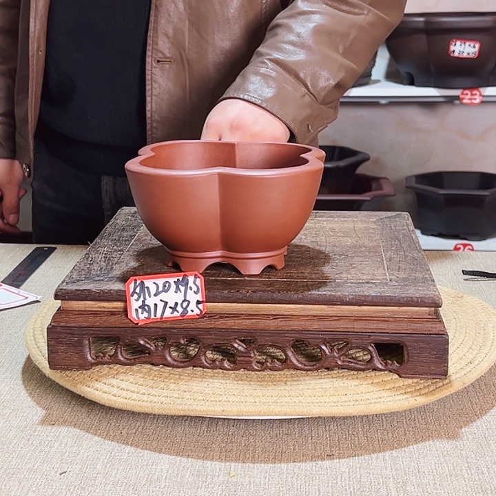 紫砂花盆紫砂花盆