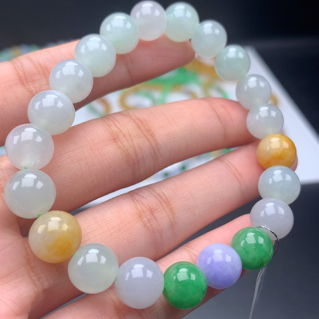 翡翠手链未镶嵌卡