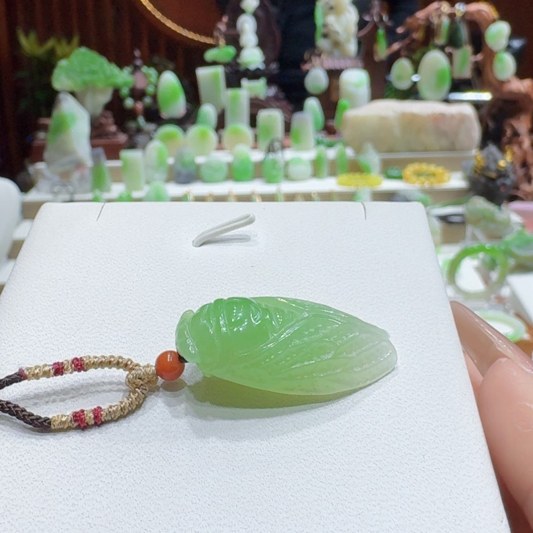 和田玉翠青金蝉未镶嵌