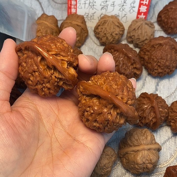 嗯***。吊坠文玩核桃50官帽