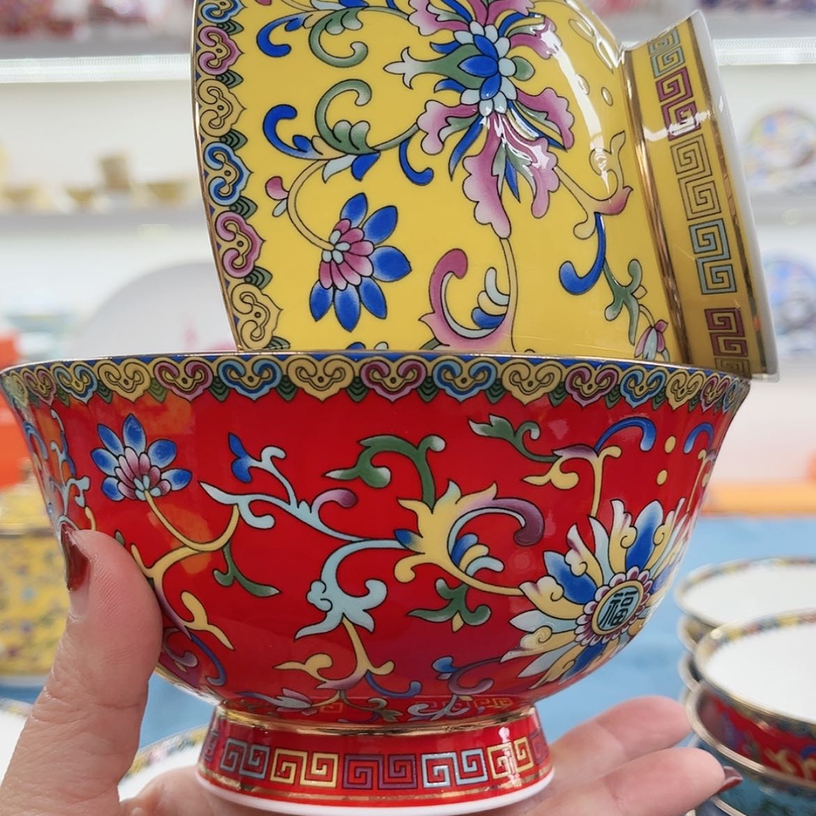 【闪购商品】骨瓷6寸2个………………………………