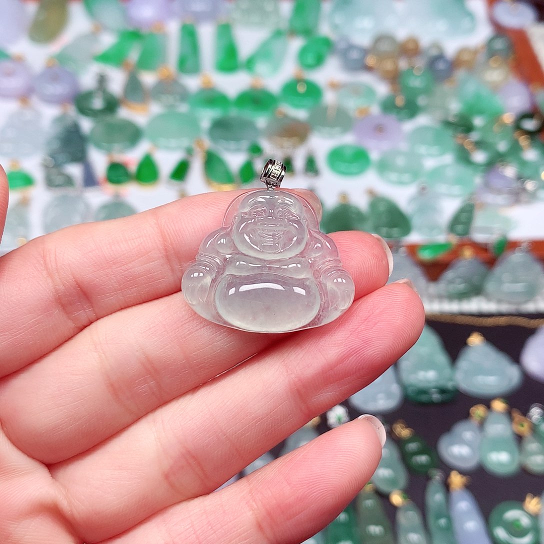 翡翠颈饰18K金镶嵌天然翡翠A货