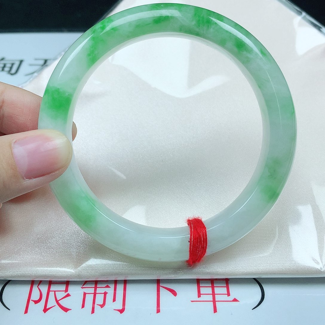 翡翠手镯未镶嵌6405正