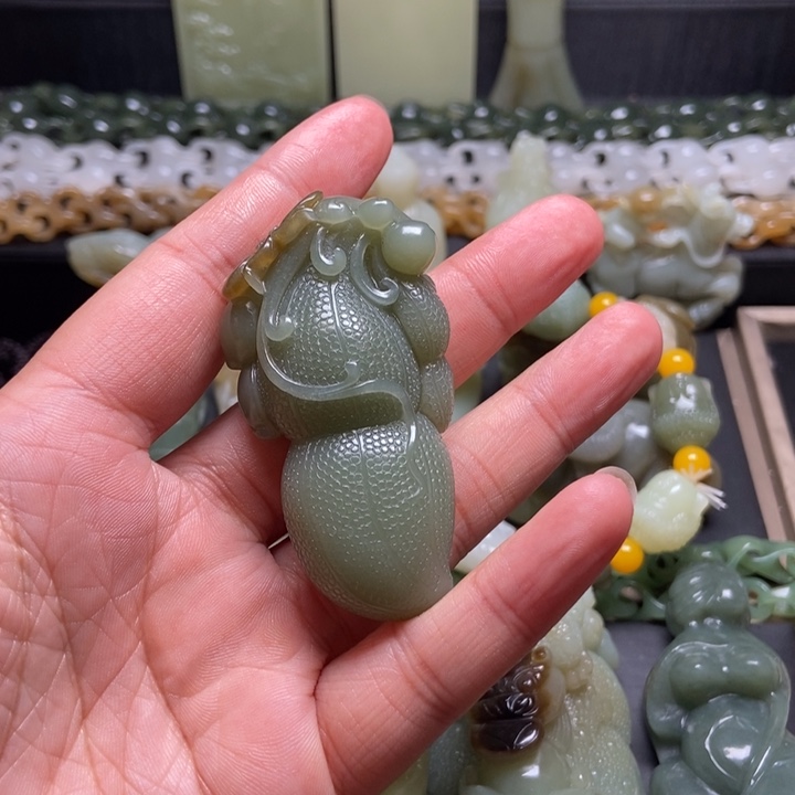 颈饰未镶嵌和田玉旺****爷