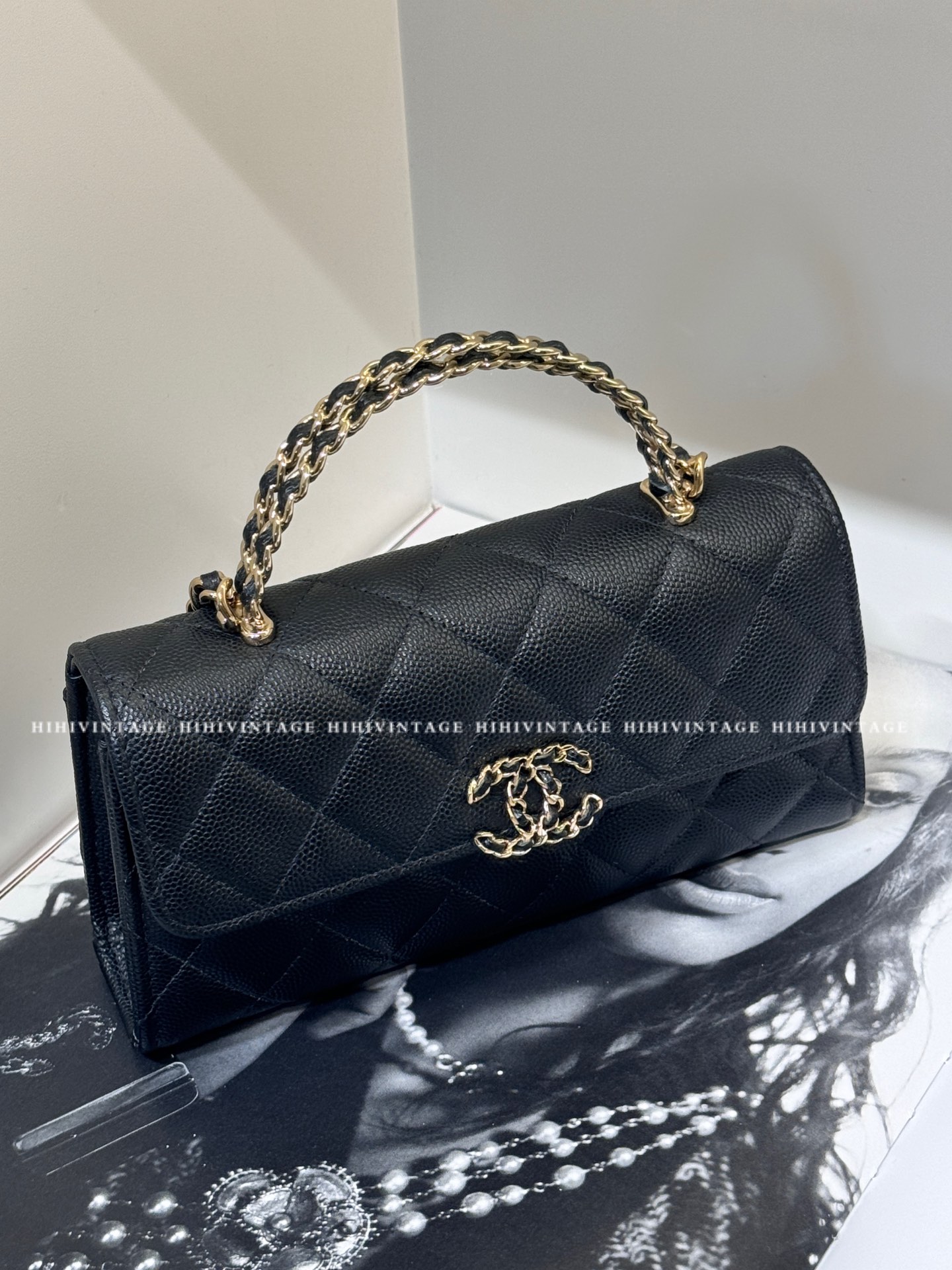 95新 Chanel/香奈儿 HIHI/横版黑金鱼子酱手柄皮穿链Kelly链条包