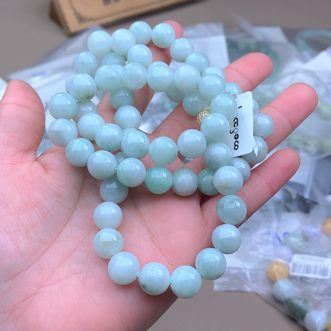 未镶嵌手串定制翡翠
