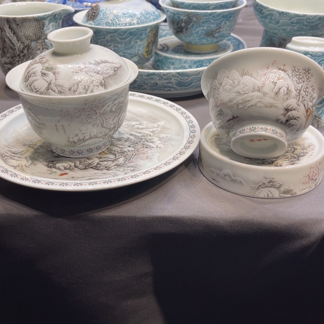 杯小***℡景德镇陶瓷学院