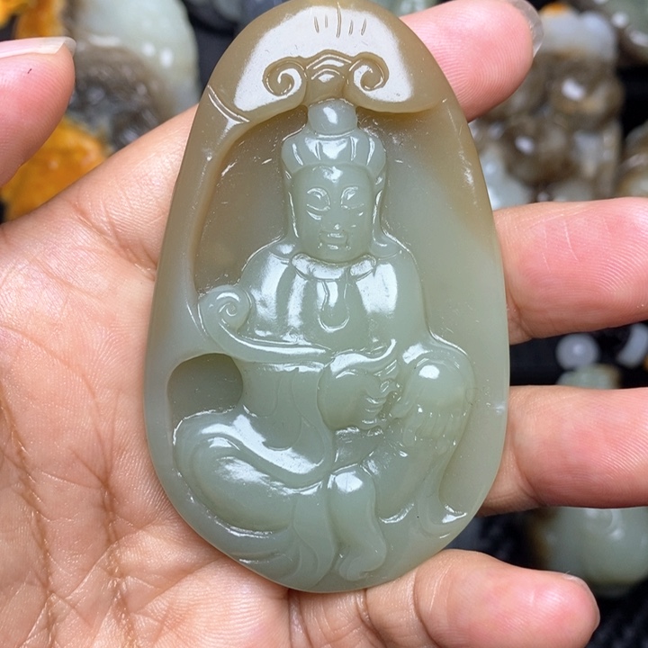 颈饰未镶嵌和田玉