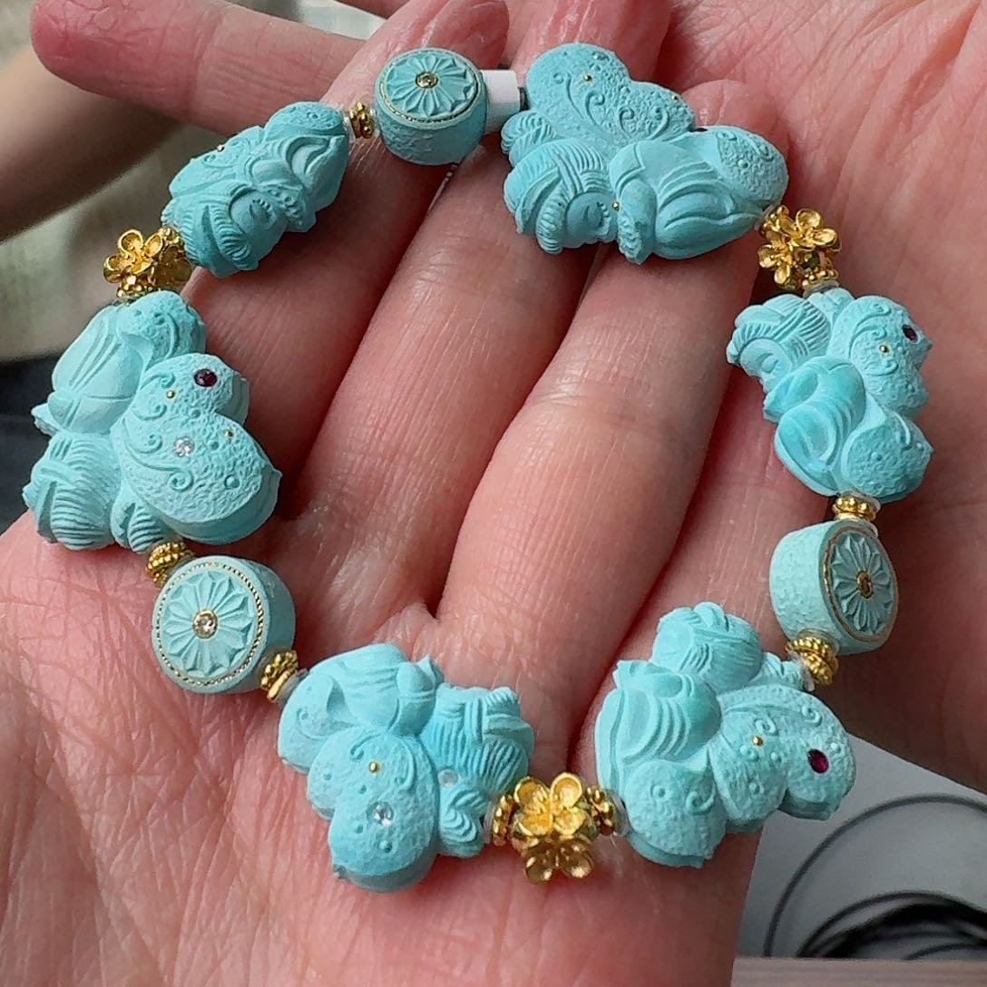 绿松石珠宝奇石18K金镶嵌飘****）