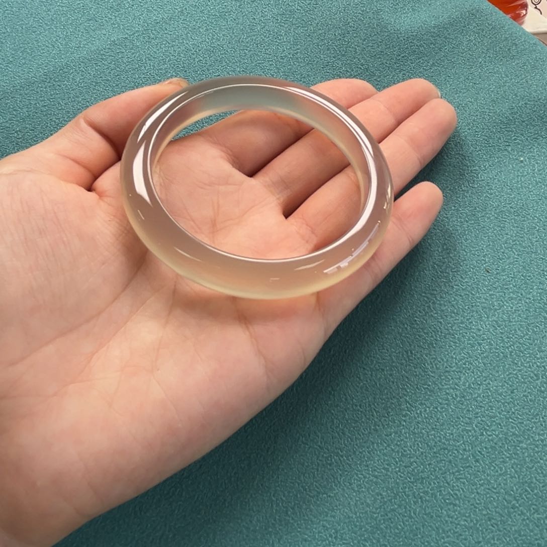 手镯玛瑙/玉髓未镶嵌