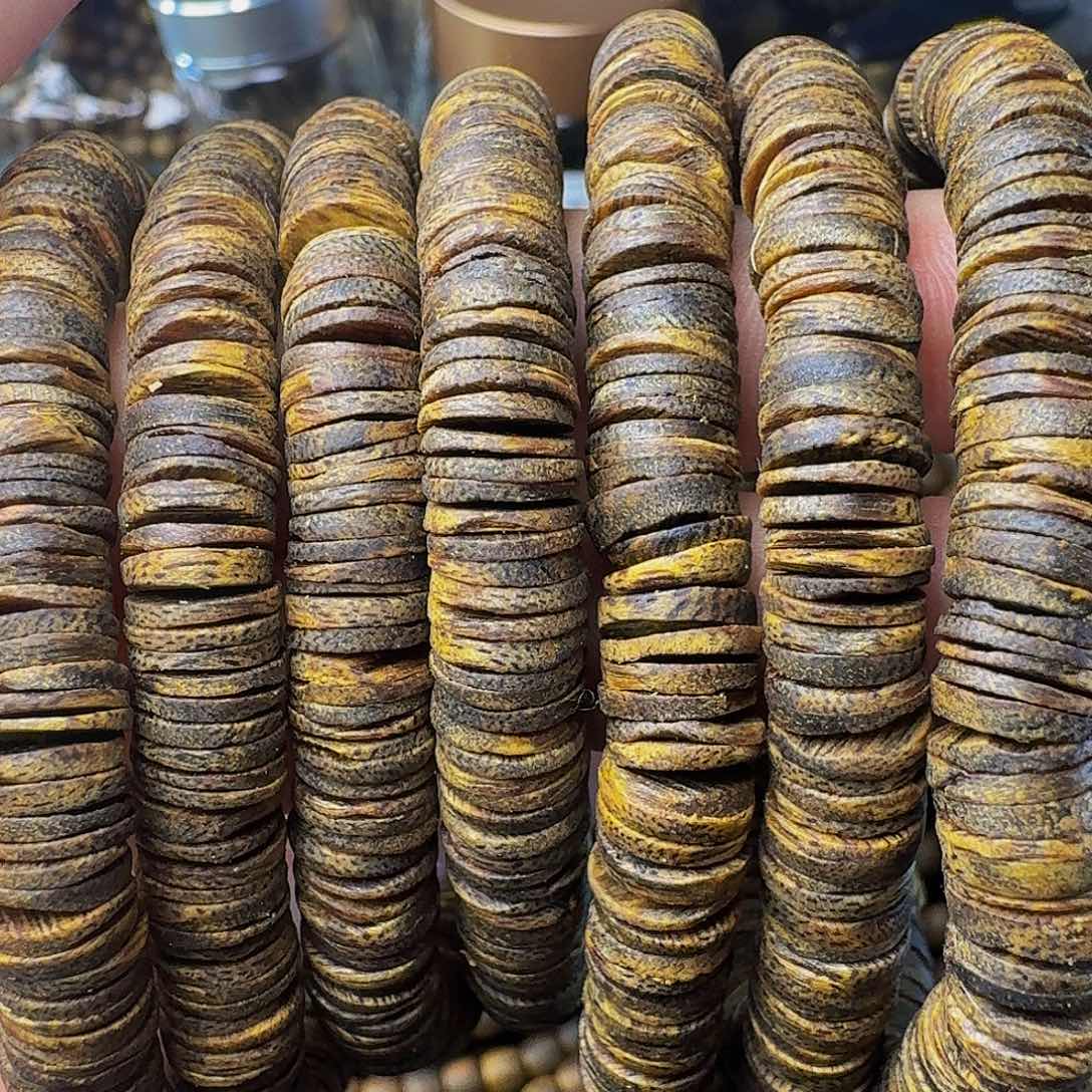 沉香手串沉水红油虫漏卡八多样性发一