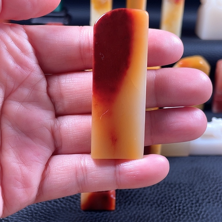 寿山石印石寿山三彩高山素章