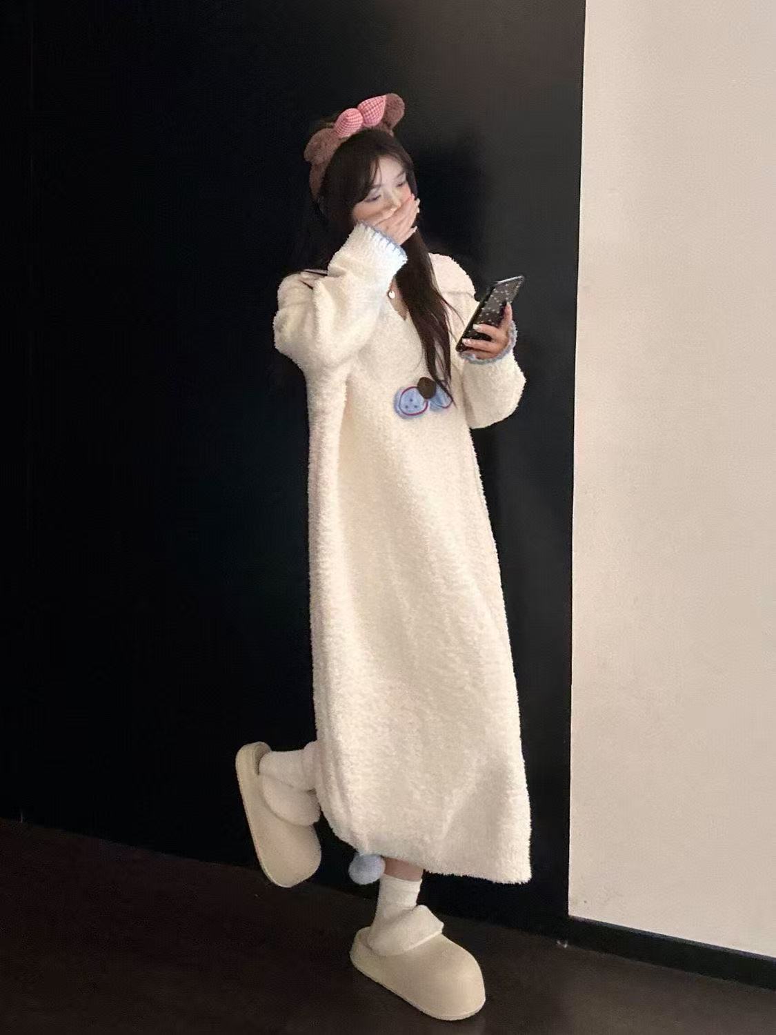 日系冬季慵懒风保暖韩版卡通酷猫毛绒珊瑚绒家居服可爱甜美睡裙女