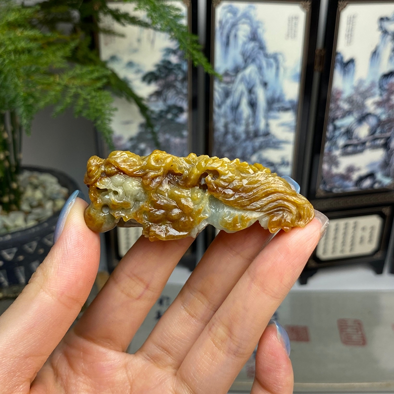 毛货  红翡飞天貔貅挂件手把件 天然翡翠A货  