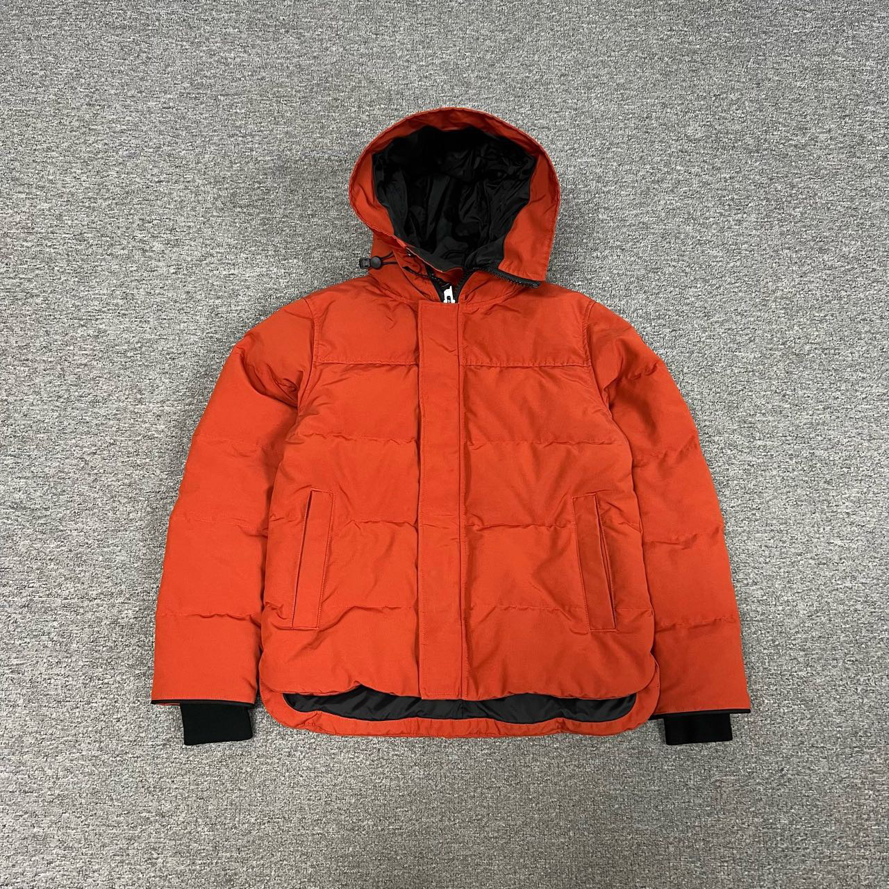 99新 加拿大鹅 橙色 连帽 羽绒服 m码