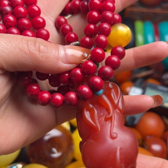 琥珀手串未镶嵌蜜蜡