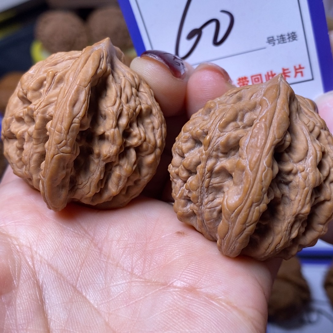 文玩核桃把件42虎头60